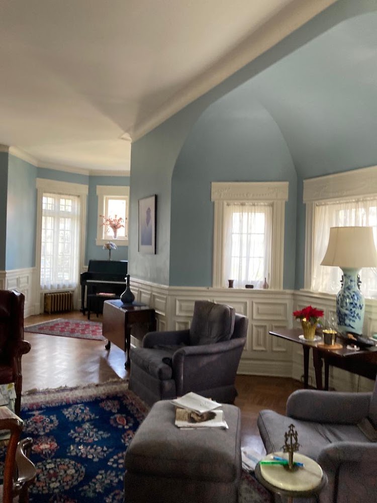 ES_Gloss Painting LLC. painter, Norwalk