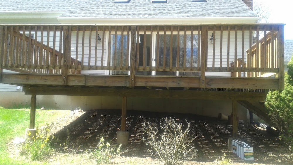 We Stain Decks